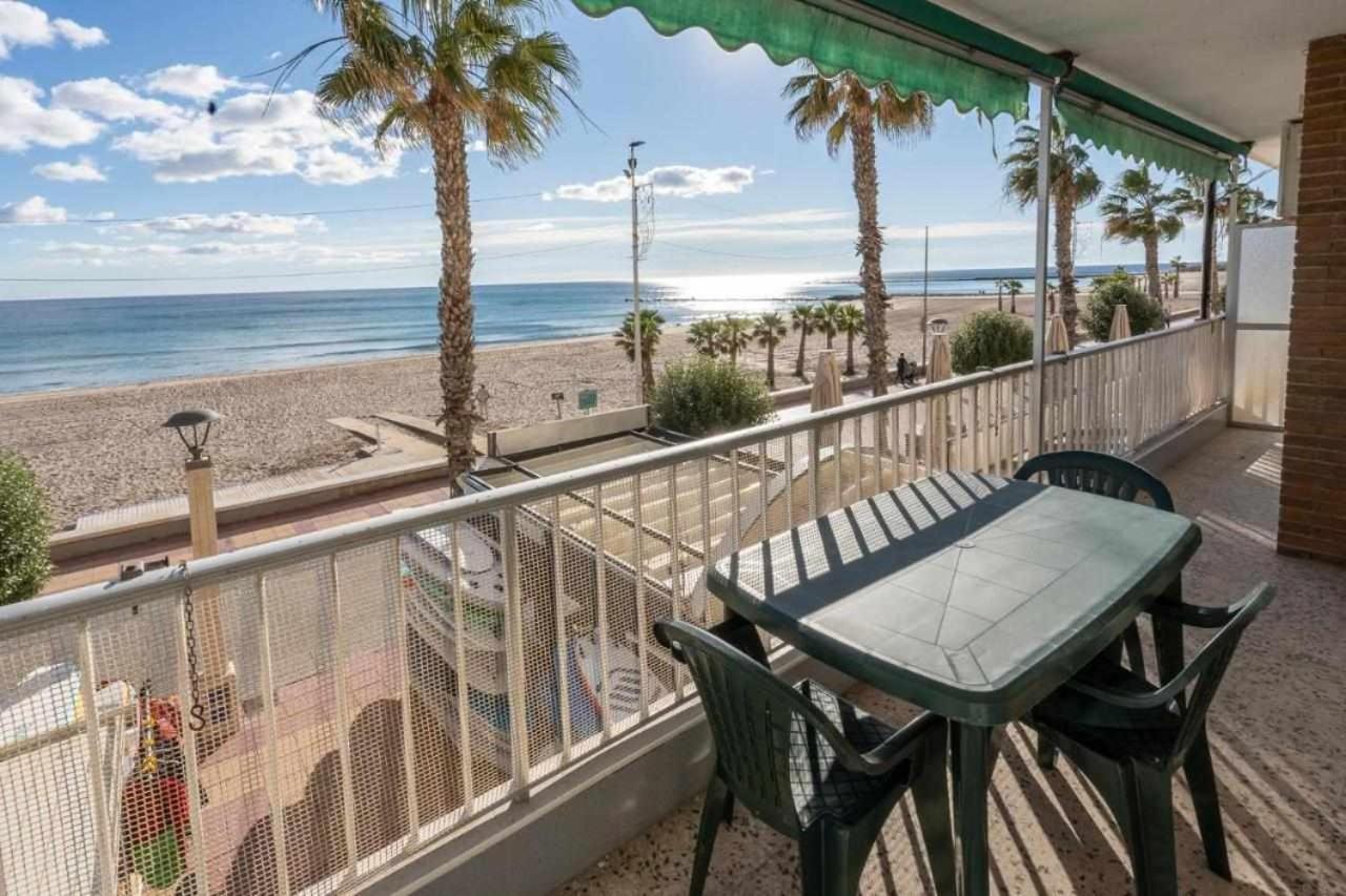 Apartamento Gallo Rojo إل كامبيلو المظهر الخارجي الصورة