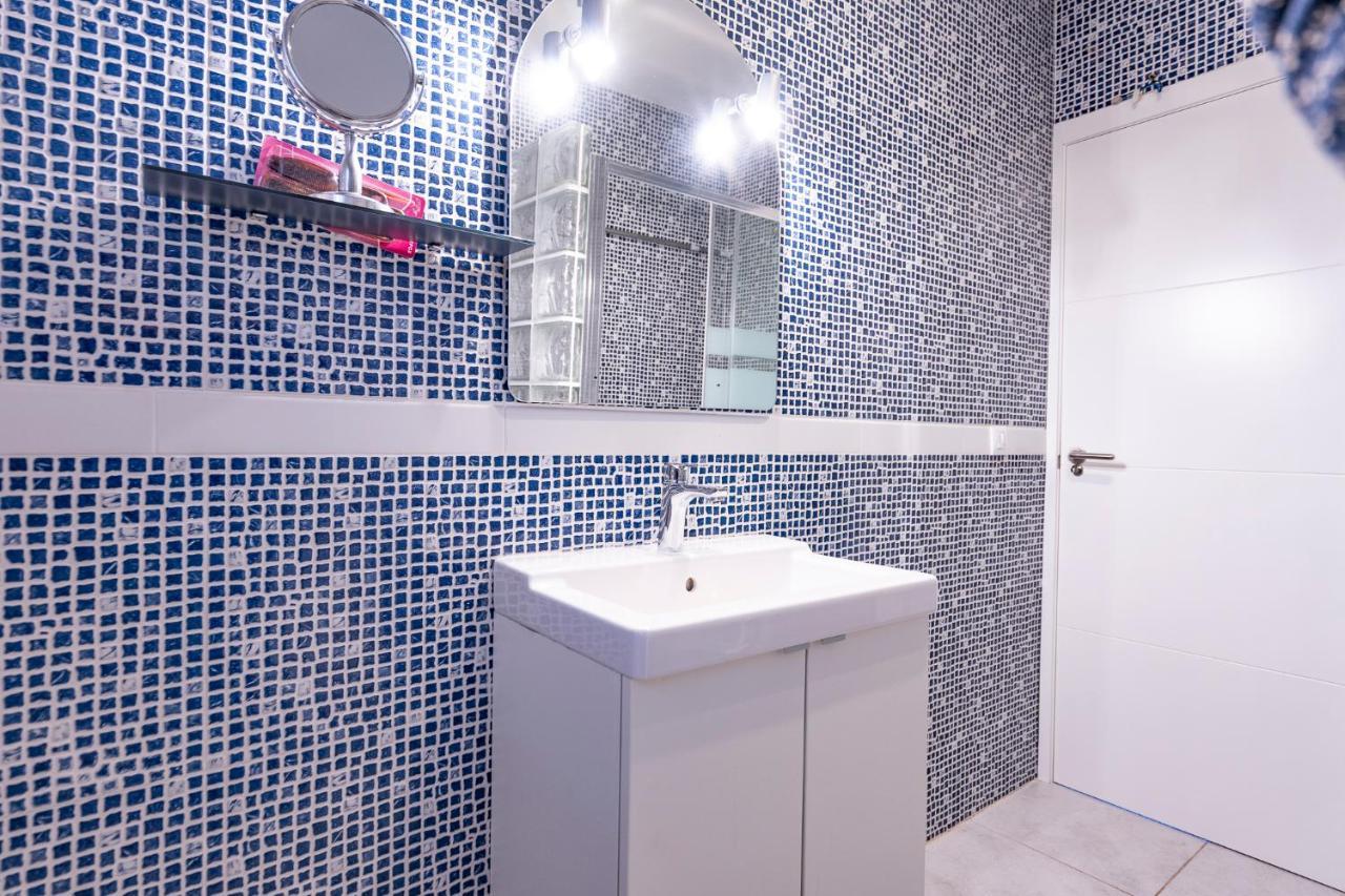 Apartamento Gallo Rojo إل كامبيلو المظهر الخارجي الصورة