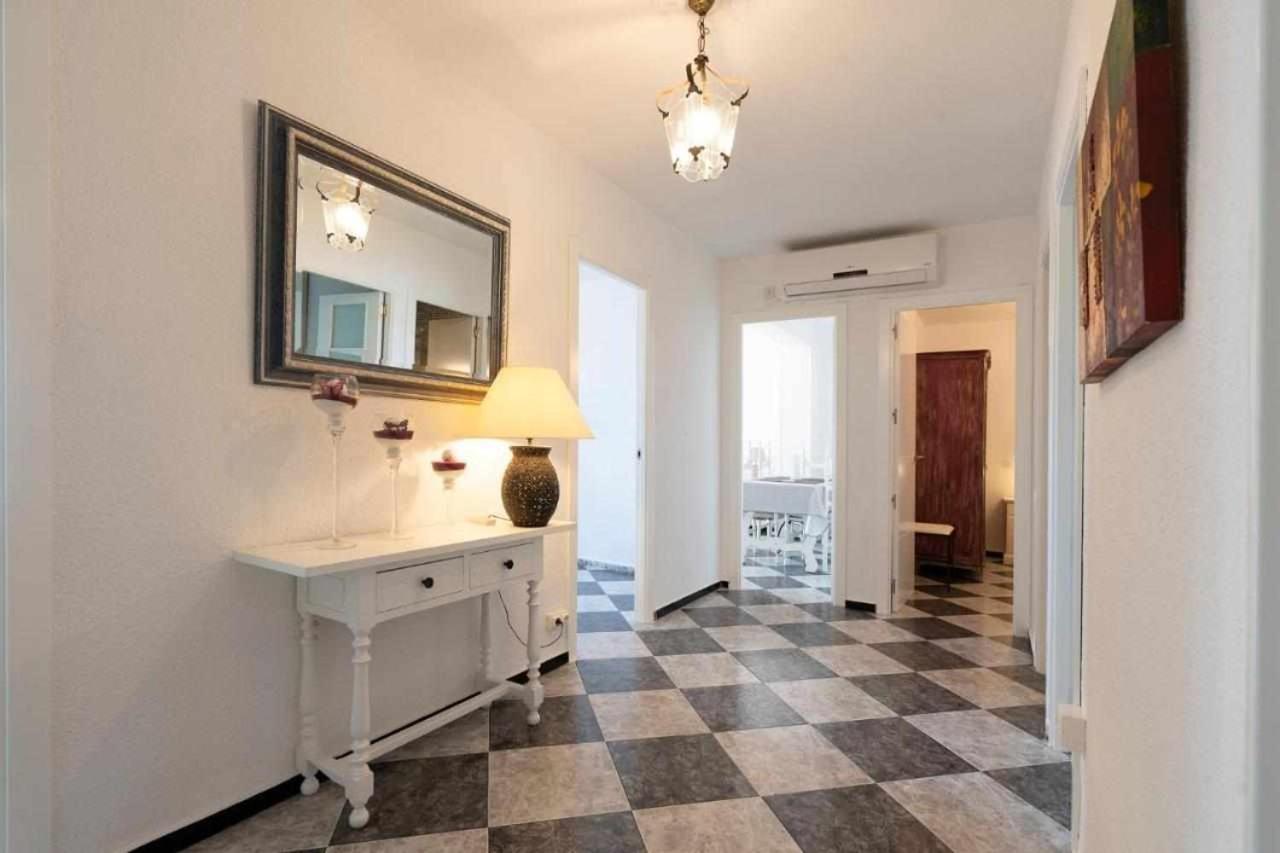 Apartamento Gallo Rojo إل كامبيلو المظهر الخارجي الصورة