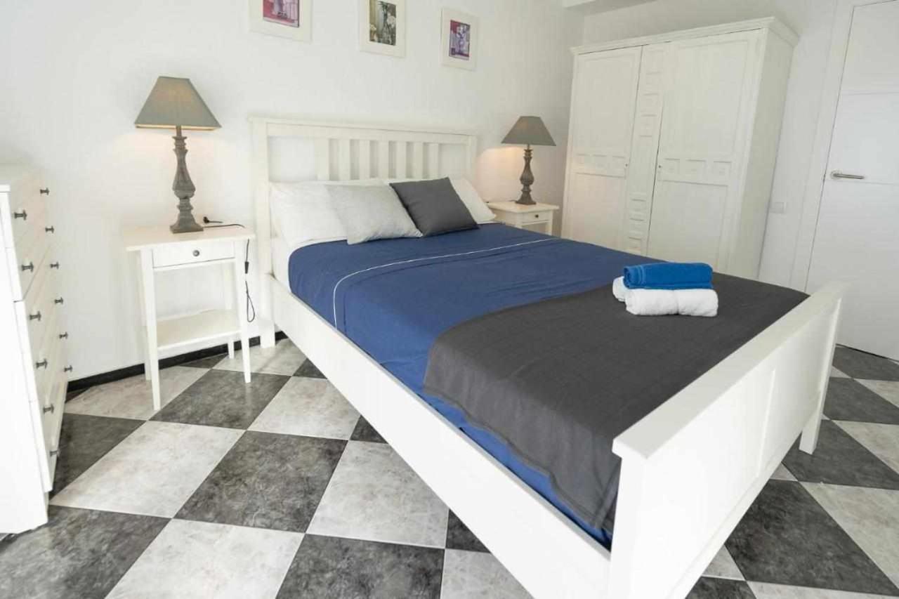 Apartamento Gallo Rojo إل كامبيلو المظهر الخارجي الصورة