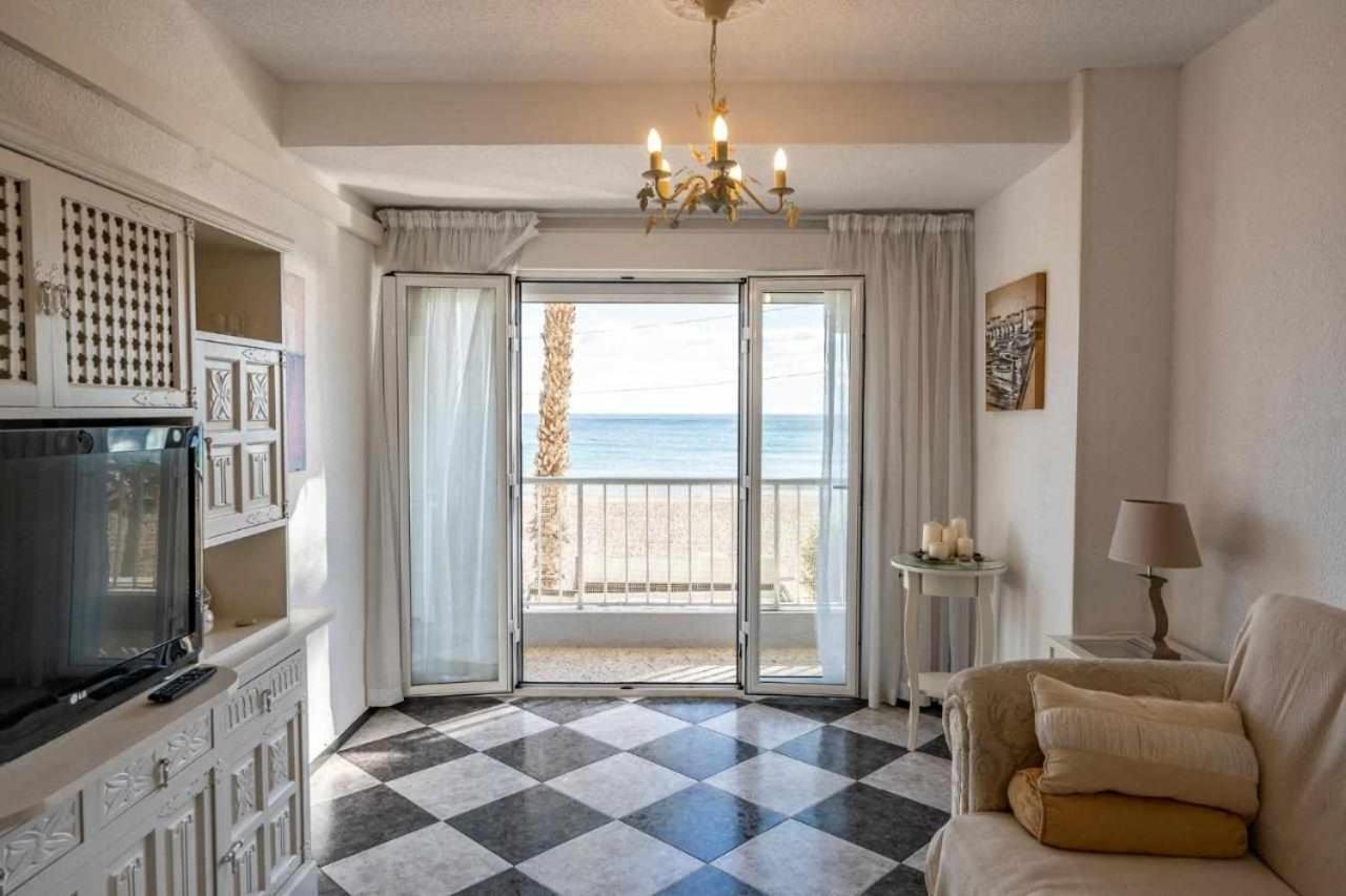 Apartamento Gallo Rojo إل كامبيلو المظهر الخارجي الصورة
